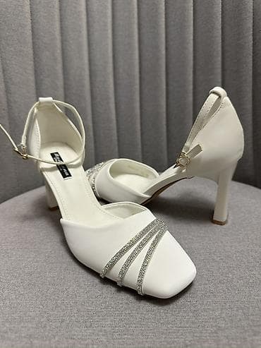 Digər ayaqqabılar: Ağ rəngli zərif qadın tuflisi Razmer: 37 Tam yeni, heç geyinilməyib — 2