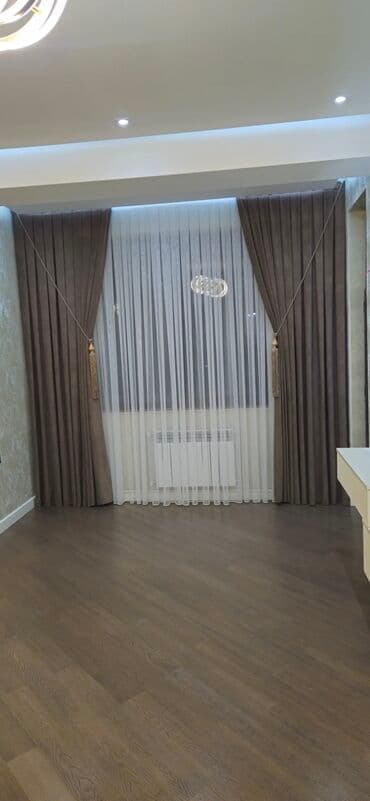 07 perde: Qalın, boz rəngli, zərli naxışlı pərdələr otağa zərif və dəbli bir — 17