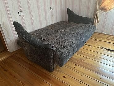 divan 2 ci el: Di̇van-kravat, İşlənmiş, Açılan, Bazasız, Parça, Çatdırılma yoxdur — 1