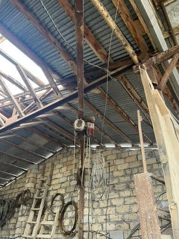 Anbar/istehsalat sahəsi – daş divarlı, metal-karkas dam örtüyü ilə — 4