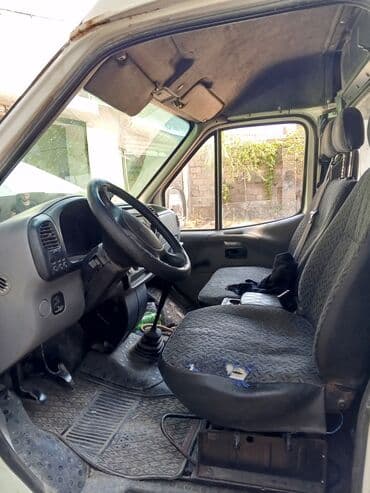 qosqu satilir: Ford Transit: 2.5 l | 1999 il 77240 km Van/Minivan — 3