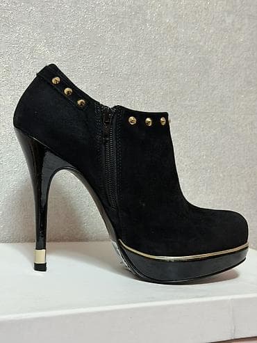 lova batinka: Qadın botları – yüksək dabanlı, platformalı - Rəng: qara Ölçü -39 — 3