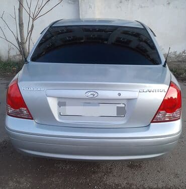 niva az: Hyundai Elantra: 1.6 l | 2004 il Sedan — 5