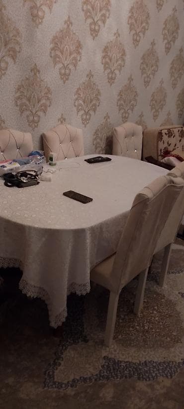 Qonaq otağı üçün, Oval masa, 6 stul
