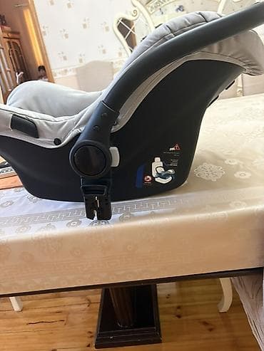 Pierre Cardin uşaq avtomobil oturacağı / beşik-kolka - Rəng: açıq boz lalafo.az -da Pierre Cardin uşaq avtomobil oturacağı / beşik-kolka - Rəng: açıq boz