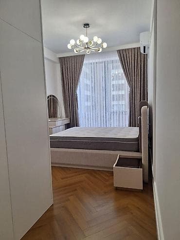 ev menzil: İcarəyə verilir 2 otaqlı yeni tikili 92 m², 28 May m. Kateqoriya Yeni — 5