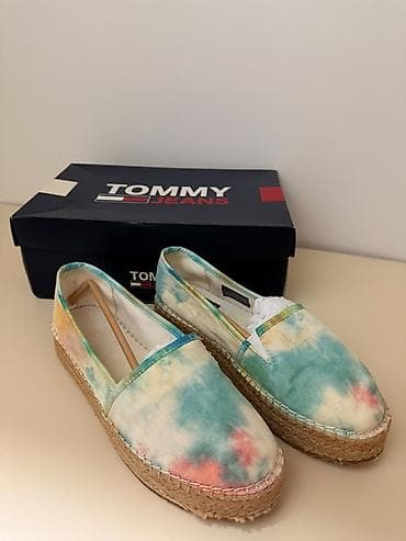 xanimlar: Tommy Jeans qadın espadril ayaqqabıları 39 ölçüdür. Yeni kimidir - — 2