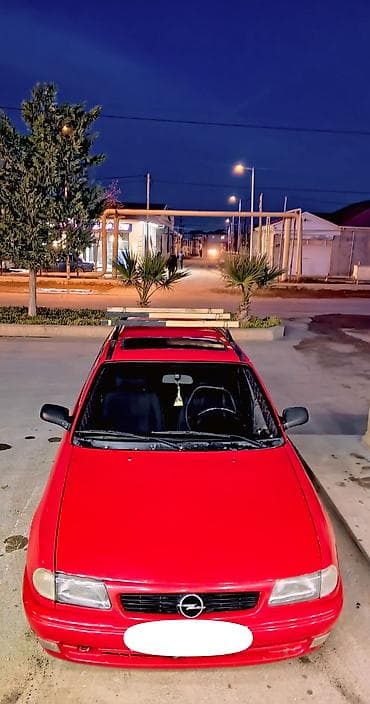 opel astra kredet: Opel Astra F Caravan (universall) – qırmızı rəng. şəxsi sahibiyəm Heç — 9