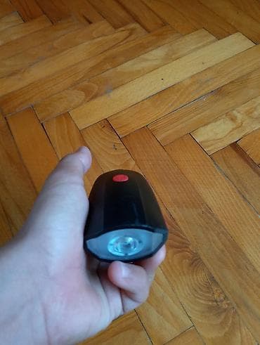 Velosiped ön farası – USB ilə yüklənən - Korpus: qara rəngli, kompakt