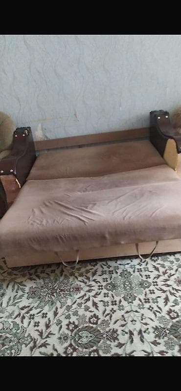 dıvanlar: Divan təcili satılır evdən çıxmalıdır çox təcili satlılır — 2