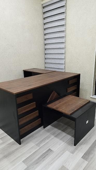 iş masa: ✅Stokda: 6 ədəd var ✅Yenidir! qiymət real öz qiymətidir! — 1