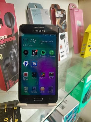 Samsung Galaxy A3, 16 GB, rəng - Qara, İki sim kartlı