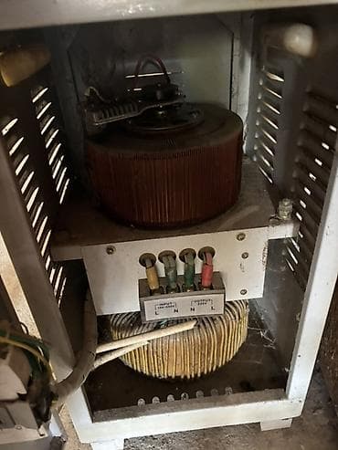 stabilizatorlar: İşlənmiş, Ev üçün, 1 faza, Gərginliy stabilizatoru, 220 V, Ünvandan götürmə, Kredit yoxdur — 2