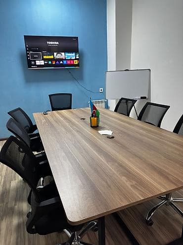 ofis stolu satilir: Konfrans masası və 7 kreslo 550 AZN❗Masanın ölçüsü 2.40-1.20, yığılıb — 1