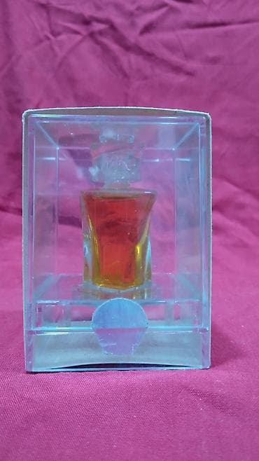 orginal parfumler: Köhnə Orginal ətirqablaşma açılmayıb,qalaqraması üstündə — 2