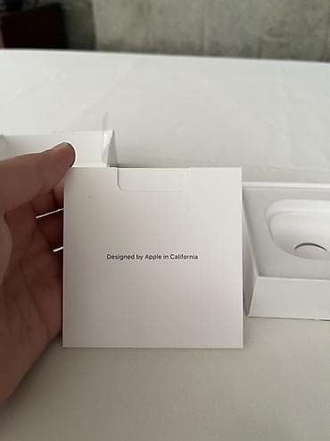 İşlənmiş Simsiz (Bluetooth) Qulaqcıqlar, Apple, rəng - Ağ — 5