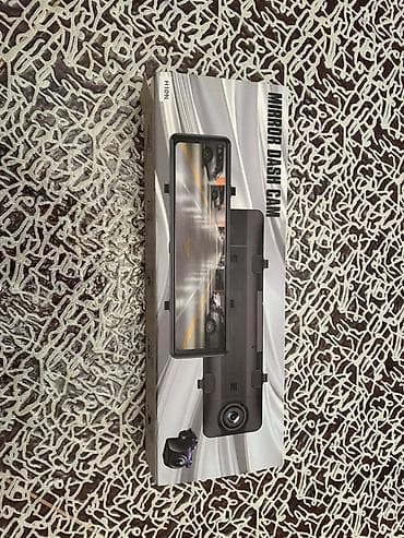 Видеорегистраторы: Güzgü tipli avtomobil videoregistratoru Xüsusiyyətlər: - İki kamera — 4