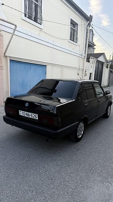 ucuz vito: Model: Sedan, 4 qapı Rəng: Qara (tam qara optika və tünd şüşələr) — 2