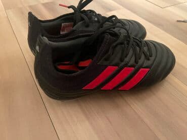 детские футбольные щитки: Futbol oynamaq ucun usag ayaqqabisi — 3