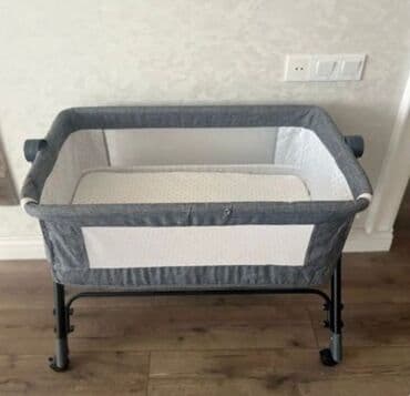 Beşiklər: Oğlan və qız üçün, Dördbucaq, Beşik, Dəstsiz, Matras ilə, Yellənmə mexanizmsiz — 1