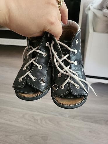 Uşaq dünyası: Ortopedik uşaq sandaleti və gəzdirici qayış dəsti - Model: yüksək — 1