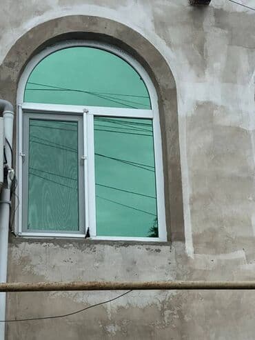plastik pəncərə qiymətləri: 5 ədəddir 3-ü yaşıl pəncərə 2-si ağ rəngdədir Uzunluğu 1.80sm,en — 1