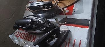 Məişət üçün köhnə tip ütülər dəsti - Şəkildə görüldüyü kimi bir neçə