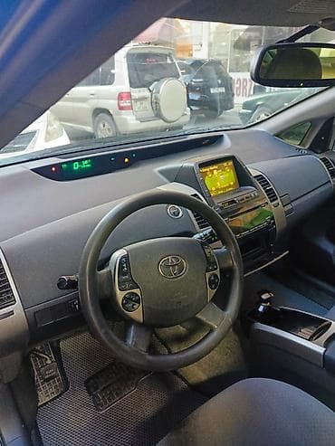qaz 31 volqa: Toyota Prius: 1.5 l | 2006 il Sedan — 6