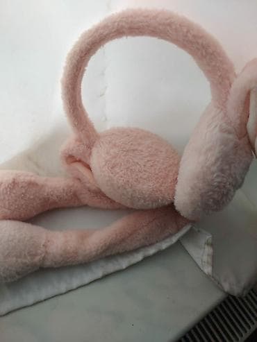 qış paltarı: Məhsul: Pliuş qulaqcıq/ earmuff – çəhrayı, dovşan fiqurlu Təsvir: - — 1
