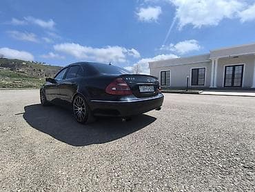 авто фольксваген: Mercedes-Benz E-Class: 3.2 л | 2002 г. Седан — 9