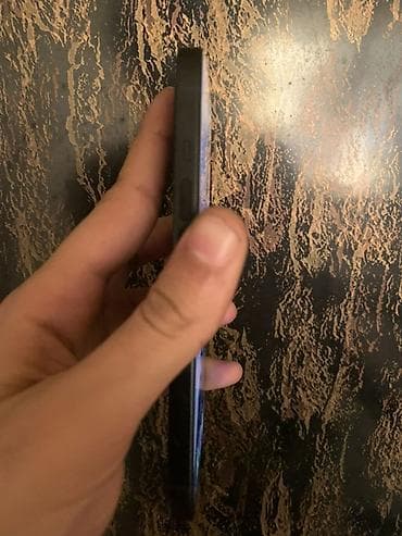 ucuz macbook pro: IPhone 15, 128 GB, Qara, Face ID — 3