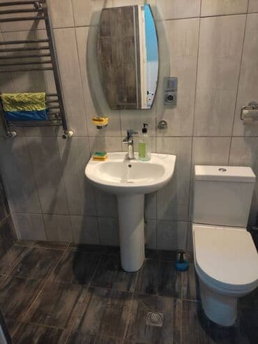 bakıda 1 otaqlı ucuz kirayə evlər: Eıimlər metrosunun yaxınlığında 5 mertebeli binanın 2-ci mərtəbəsində — 3