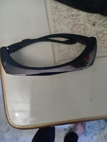 Məhsul: Sony 3D aktiv şüşəli eynəklər Xüsusiyyətlər: - Marka: Sony - — 4