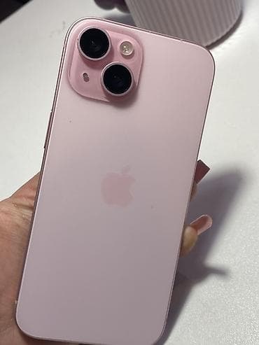 IPhone 15, Çəhrayı