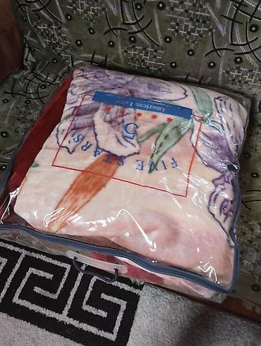 Süfrələr: İkineferlik puxoviy odyal.Olculeri 200*240.Yenidir. Endirim yoxdur,son — 1