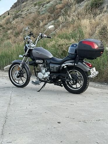 Motorsiklet – 4 ay 285 manat kredıti qalıb kruizer tərzi, boz rəng -