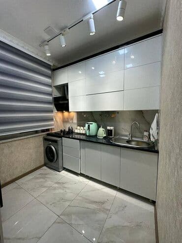 ilkin ödənişi 10000 olan evlər: Zığ qəs., 3 otaqlı, Yeni tikili, 90 kv. m — 6