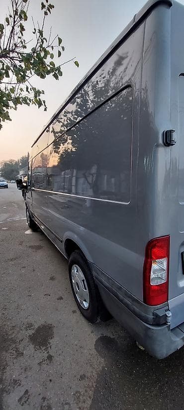 bmw diski type 0: Ford Transit yük furqonu - Korpus: uzun baza, yüksək tavanlı panelvan — 6