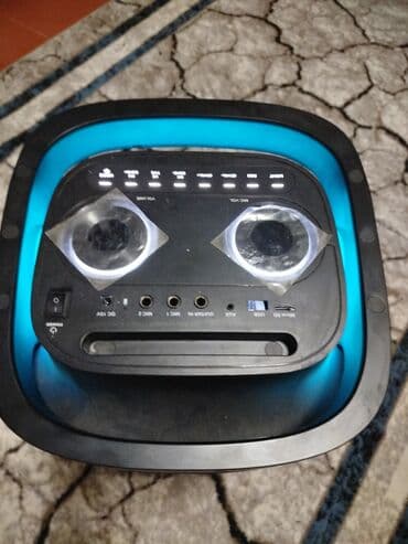 smart mini telefon: Portativ partnyor tipli səs sistemi - İki güclü dinamikli, LED işıq — 1