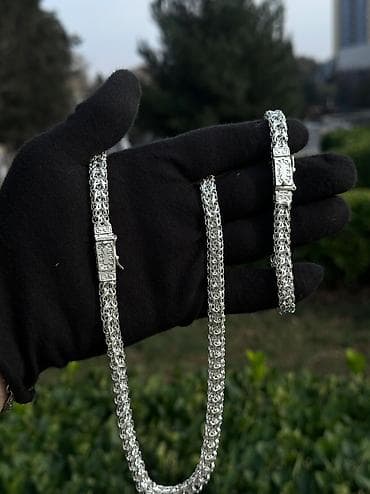 Her növ gümüşlerin satışı — 2