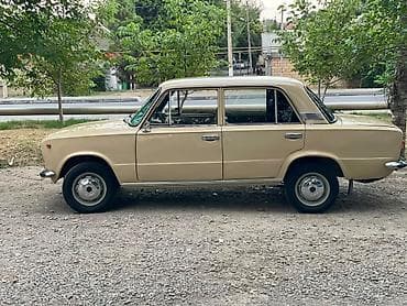 maşin satisi: VAZ (LADA) 2103 : 1.3 l | 1987 il 147000 km Sedan — 4