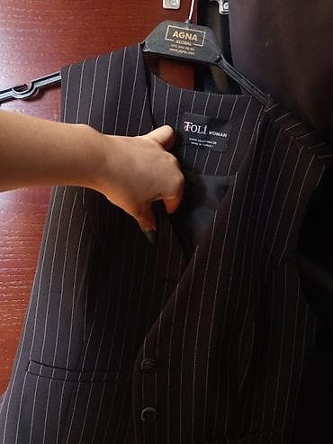 FOLI Woman qadın jileti - Rəng: qara, nazik ağ zolaqlı (pinstripe) -