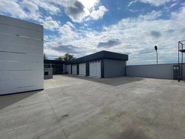 bakı tikiş evi ünvanları: 8 Noyabr prospektində,LUKOİL yanacaqdoldurma məntəqəsinin — 15