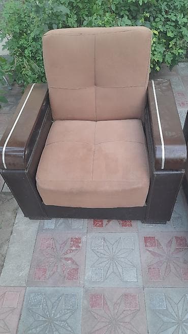 Divan və kreslo dəstləri: İşlənmiş, Mini-divan, 2 kreslo, Bazalı, Açılan — 4