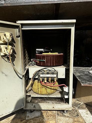 elektrik stabilizator: Elektrik tənzimləyici (stabilizator) - Güc: 20 kVA (20000 VA) - Tip — 2