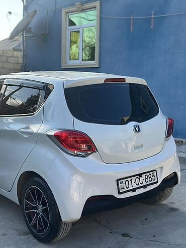 Changan: Changan Benni: 1.4 л | 2014 г. 145000 км Хэтчбэк — 4