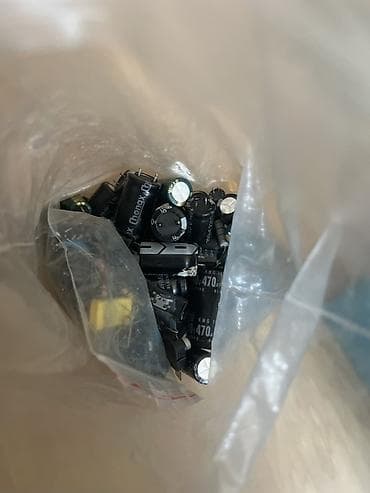 Elektronika hissələri paketi - İçində müxtəlif ölçü və nominallarda lalafo.az -da Elektronika hissələri paketi - İçində müxtəlif ölçü və nominallarda