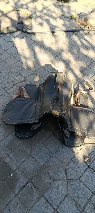 Şampunlar: At satışı: At yəhəri və aksessuarları - Klassik tipli yəhər, geniş — 1