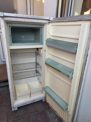Digər mebel: Soyuducu satılır uzun 140,eni 60. ünvan nzs — 2