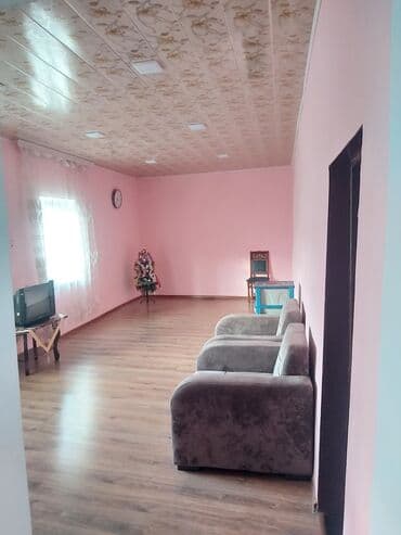 Boşqablar: Satılır: Həyət evi (şəkillərdə göstərilən) - Geniş mətbəx: asma — 2